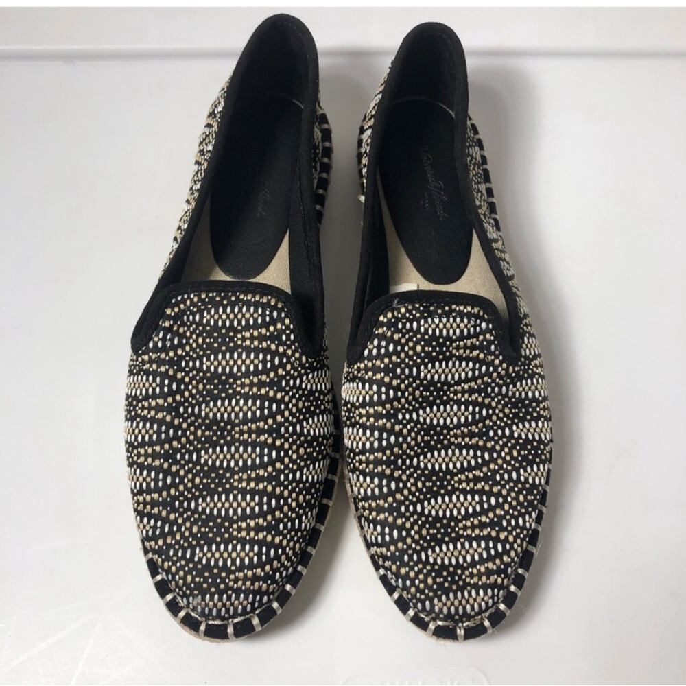 Universal Thread aztec style slips on espadrilles… - image 3